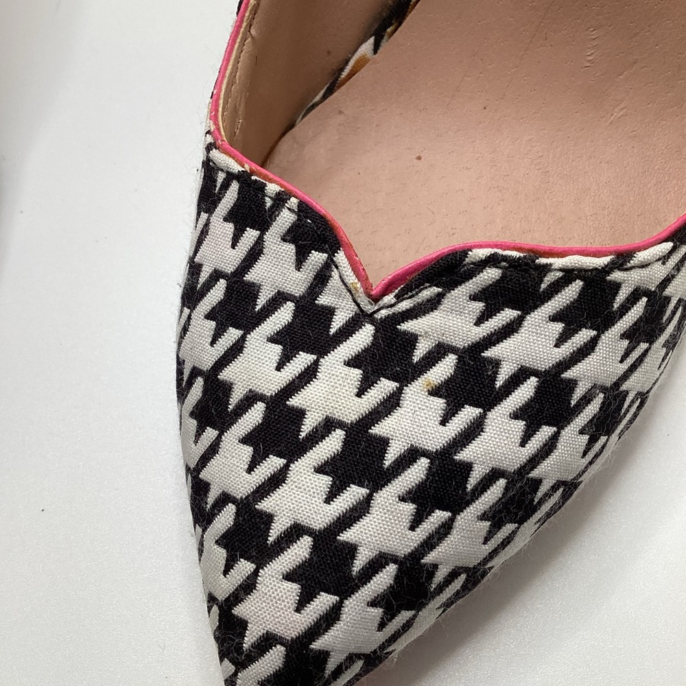 Betsey Johnson Taylr Black Houndstooth heels. Size 7.5 - Picture 11 of 13
